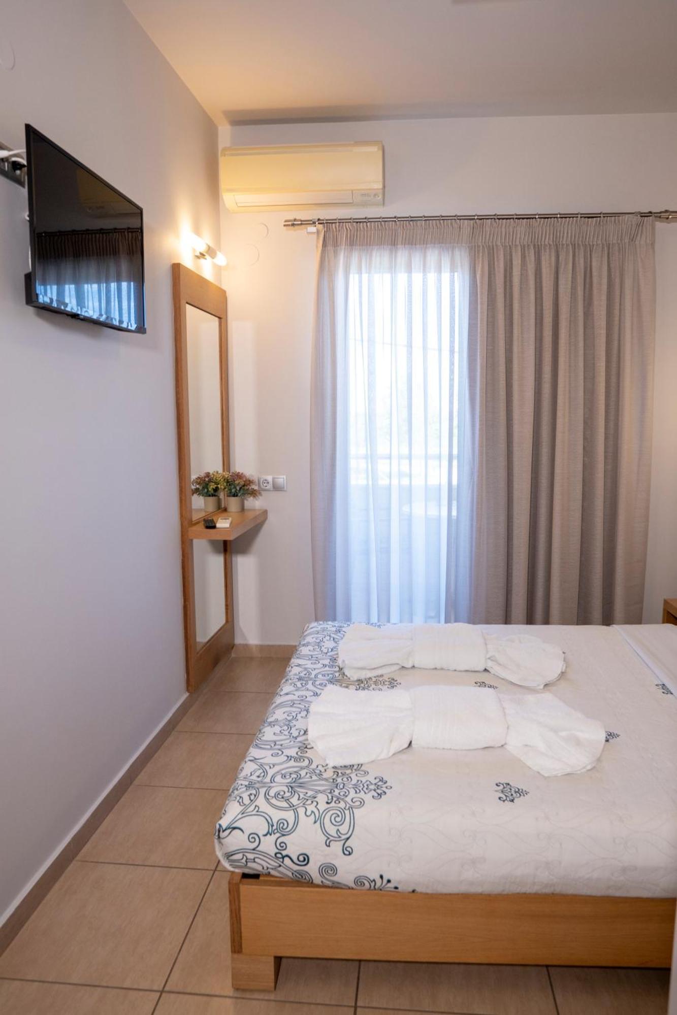 Hotel Epavlis Eleftheriadi Paralia Katerinis Ngoại thất bức ảnh