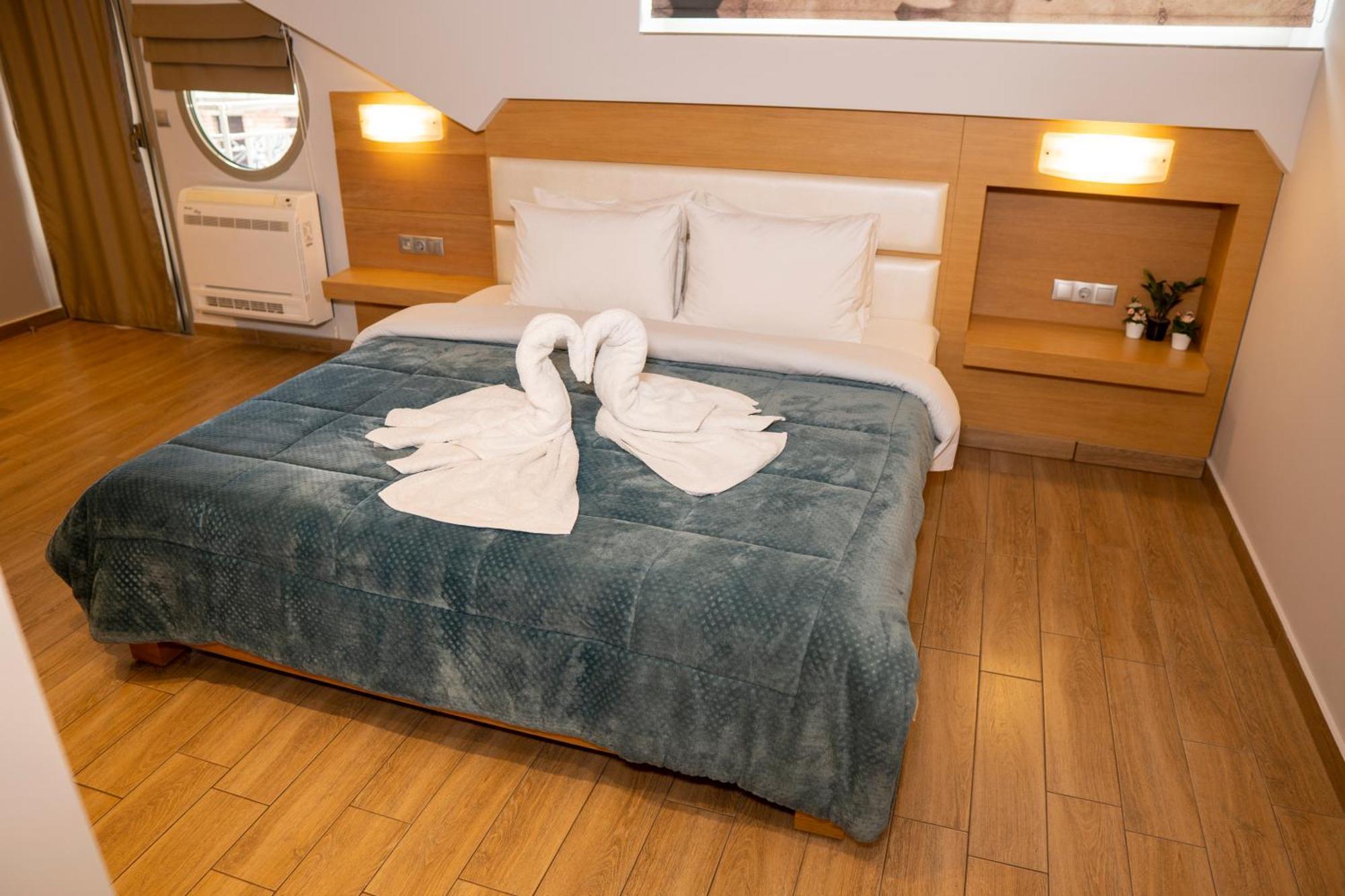 Hotel Epavlis Eleftheriadi Paralia Katerinis Ngoại thất bức ảnh